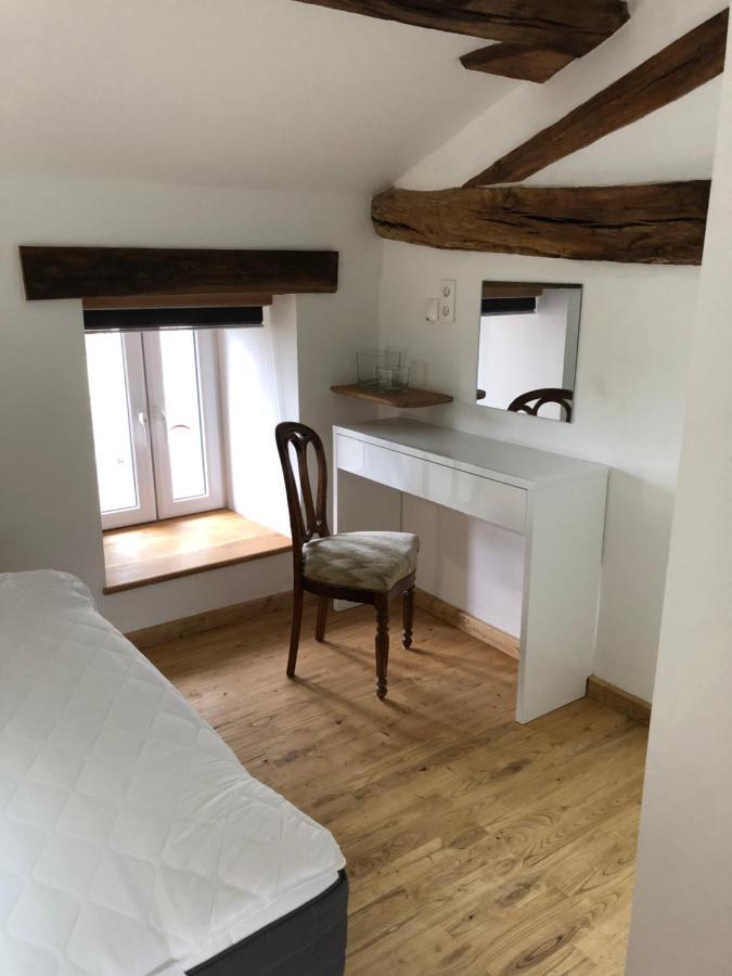 The Walnut Tree Chambre D'Hotes Le Dorat Exterior foto
